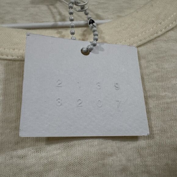 Ch. Carolina Herrera Mens Essential Oversized T Shirt Size Small Beige Crème - Picture 8 of 16